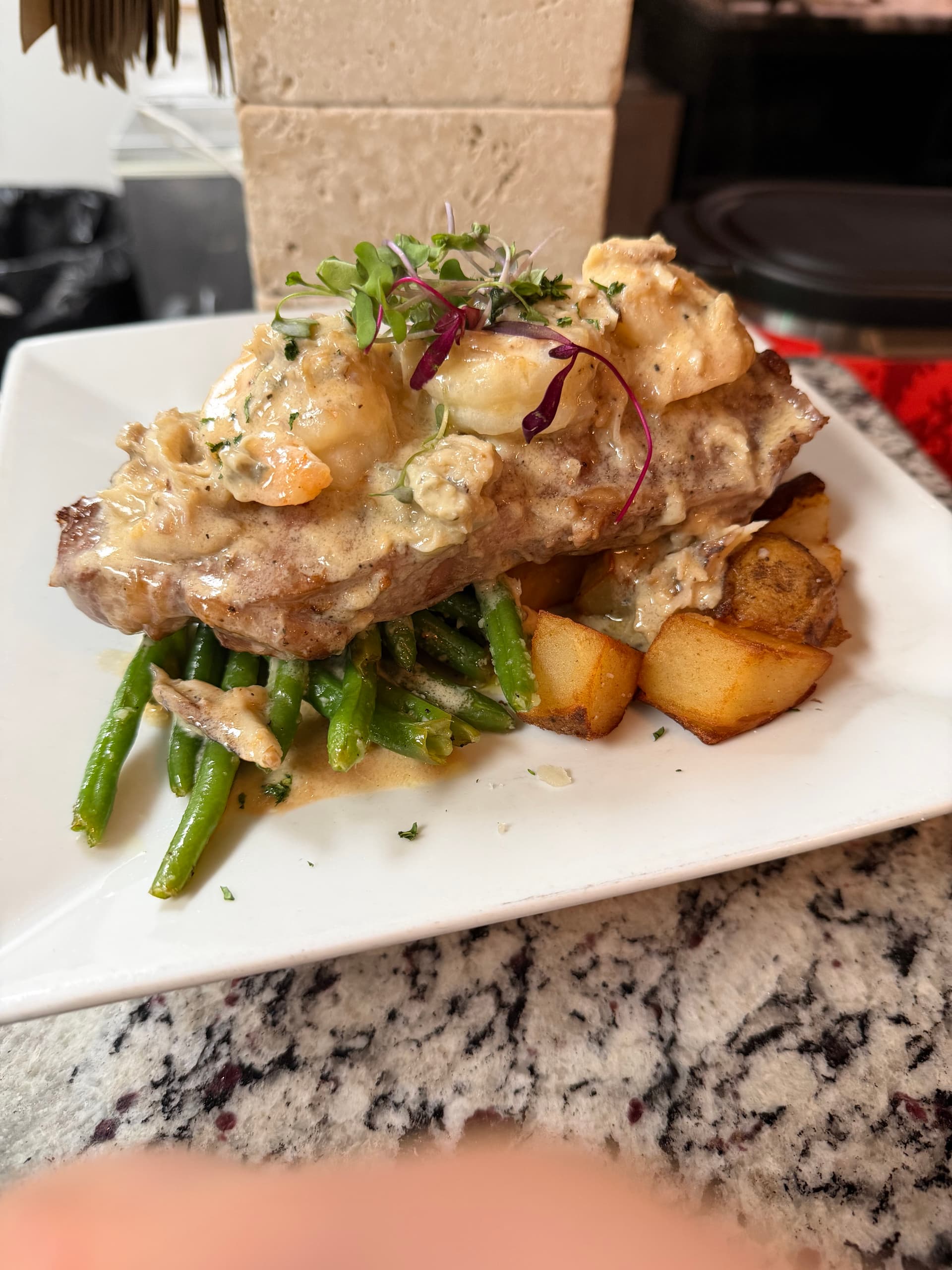 Surf & Turf Ny Strip top crabmeat & shrimp